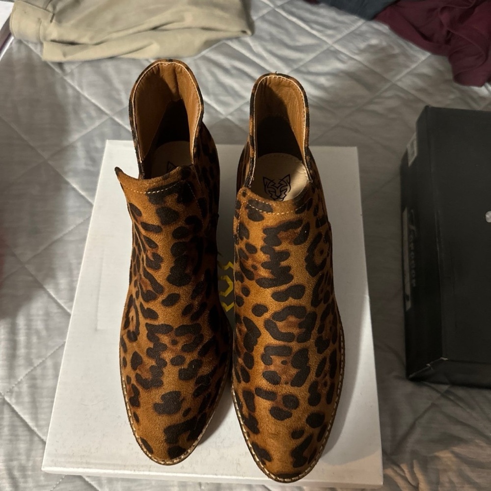 Leopard booties - Picture 2 of 4
